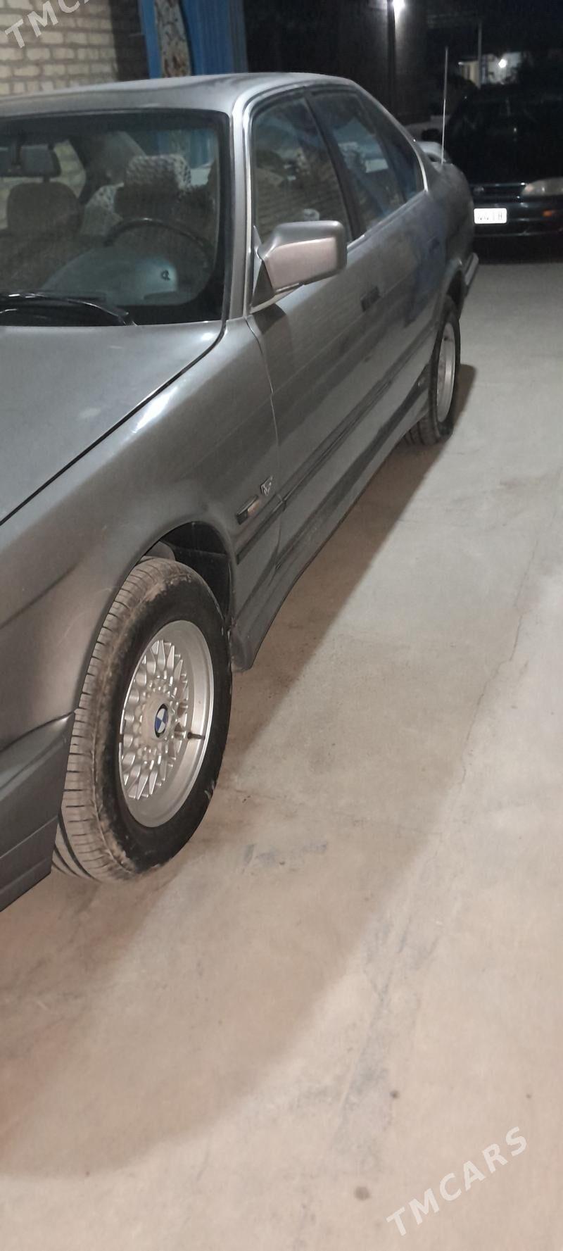 BMW 520 1989 - 50 000 TMT - Sakar - img 2