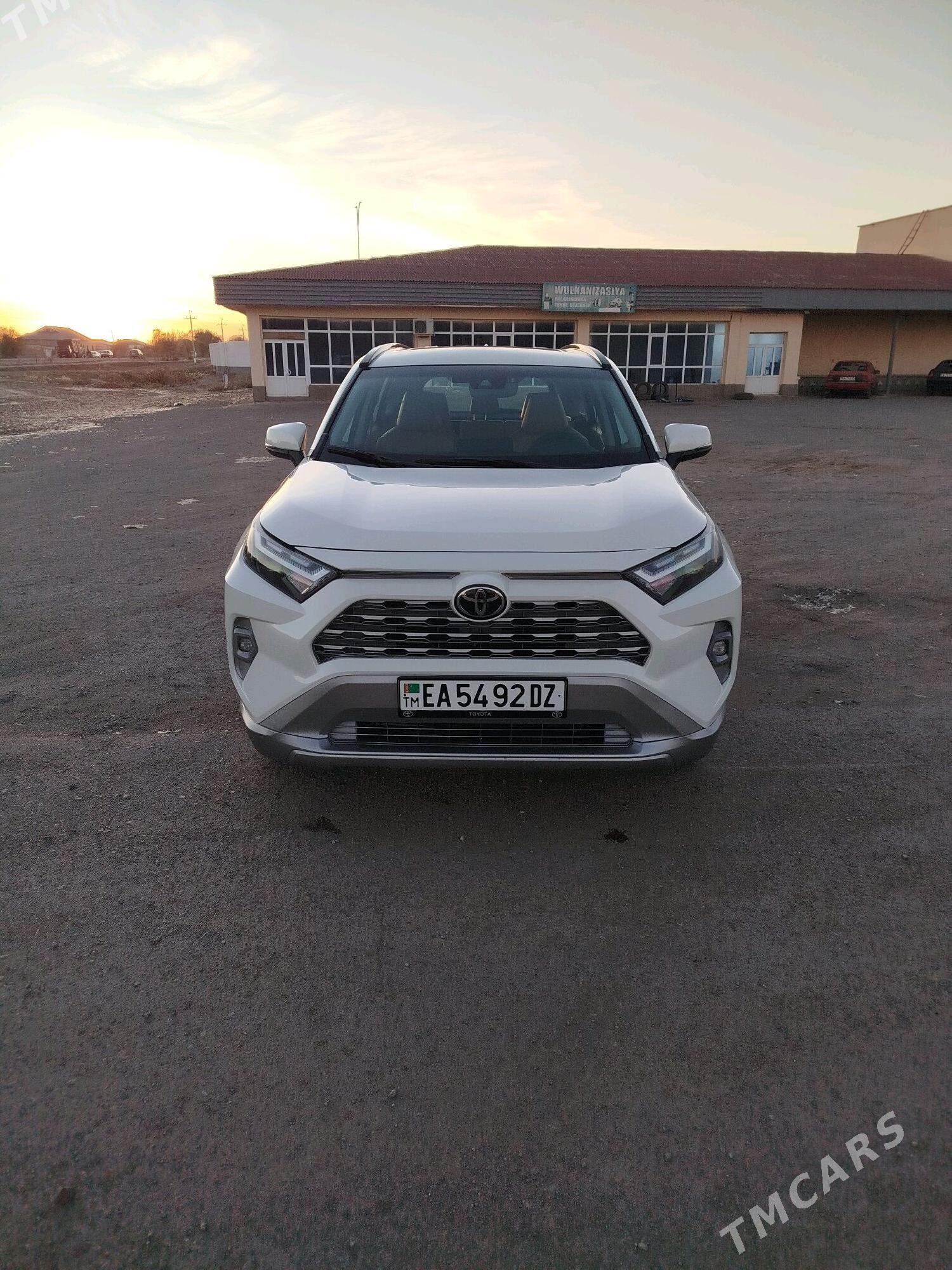 Toyota RAV4 2022 - 330 000 TMT - Кёнеургенч - img 2