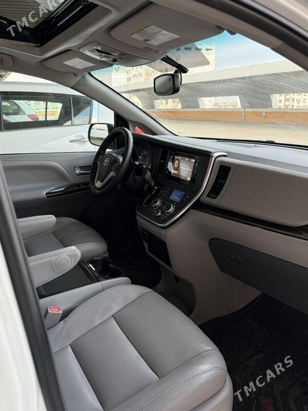 Toyota Sienna 2017 - 500 000 TMT - Aşgabat - img 3
