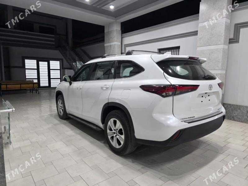 Toyota Highlander 2024 - 670 000 TMT - Ашхабад - img 4