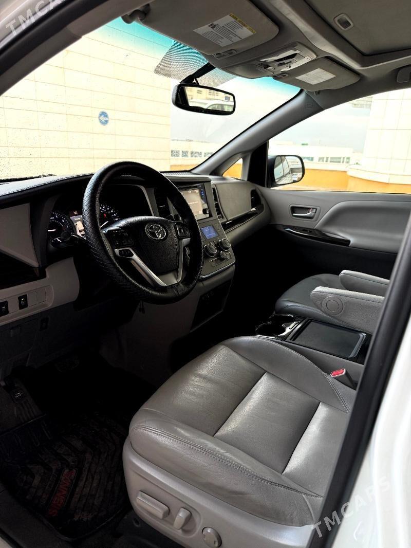 Toyota Sienna 2017 - 500 000 TMT - Aşgabat - img 3