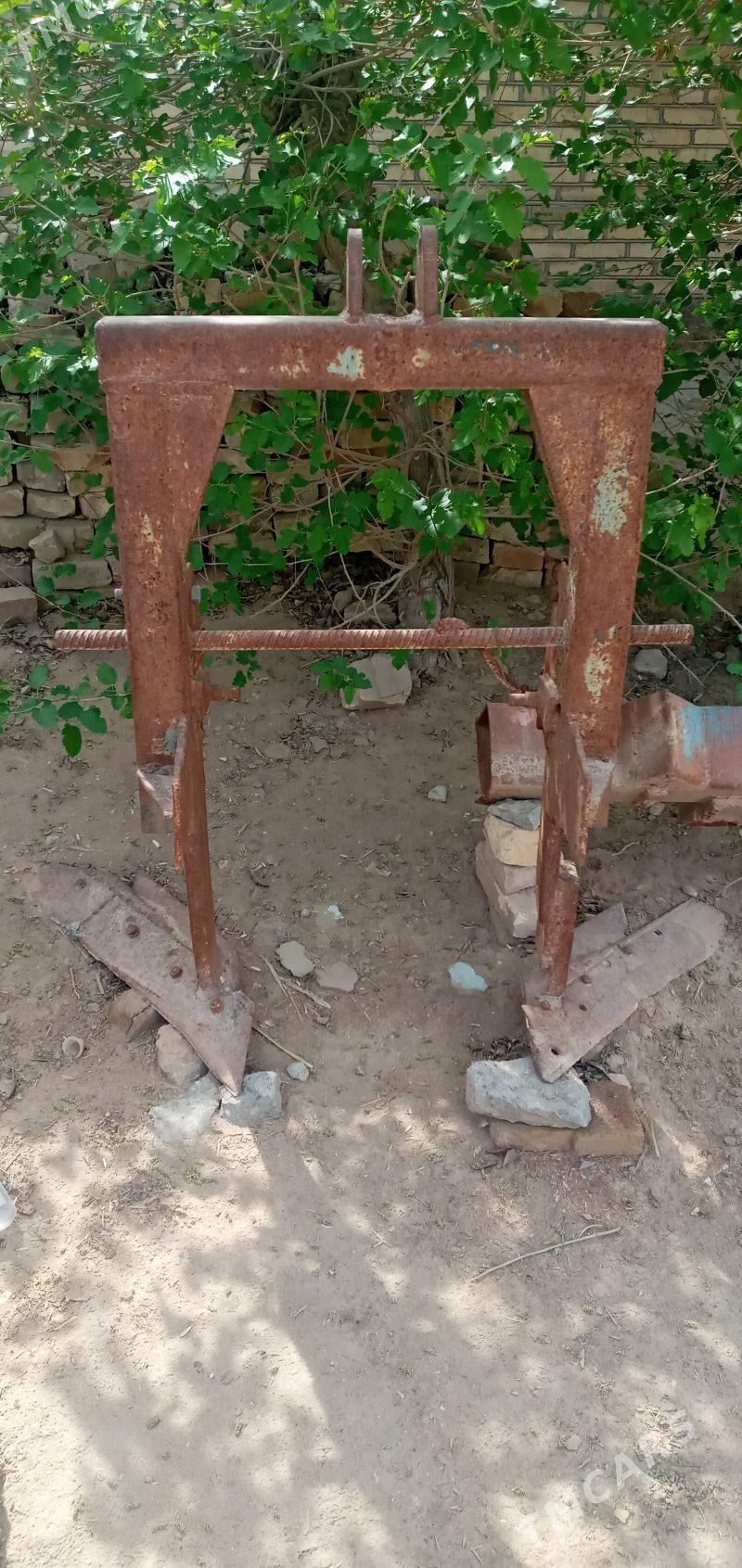 MTZ 82 2000 - 150 000 TMT - Murgap - img 7