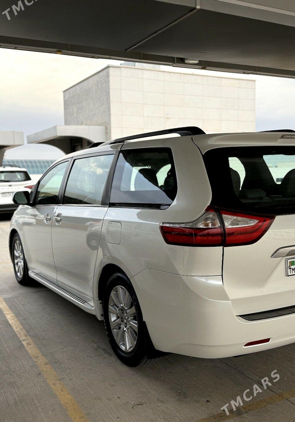 Toyota Sienna 2017 - 500 000 TMT - Aşgabat - img 1