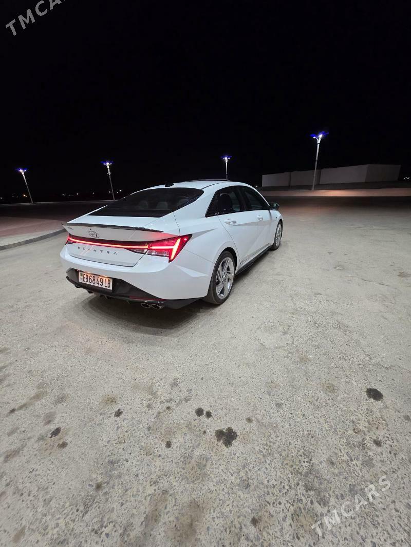 Hyundai Elantra 2021 - 295 000 TMT - Türkmenabat - img 5