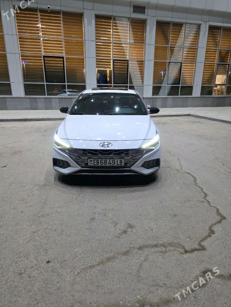 Hyundai Elantra 2021 - 295 000 TMT - Türkmenabat - img 2