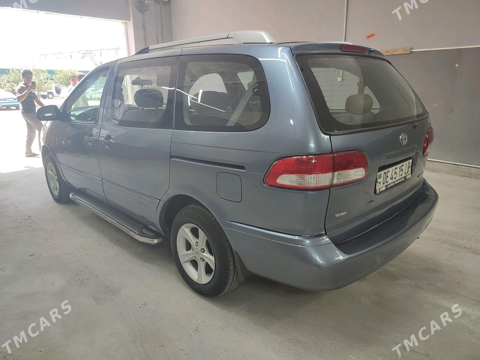 Toyota Sienna 2002 - 145 000 TMT - Türkmenabat - img 3
