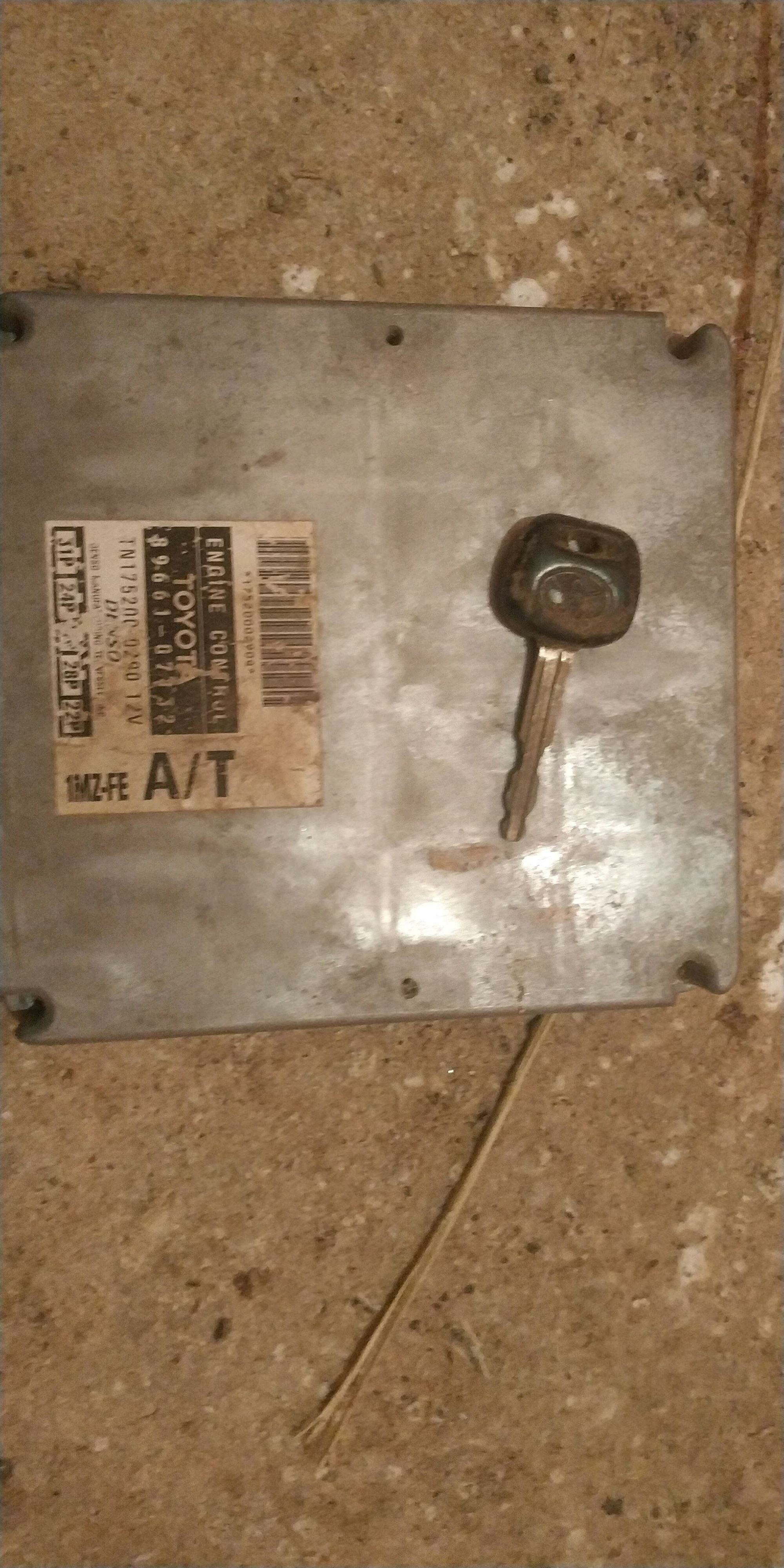 1 MZE. VIVITI 5 000 TMT - Gurbansoltan Eje - img 2