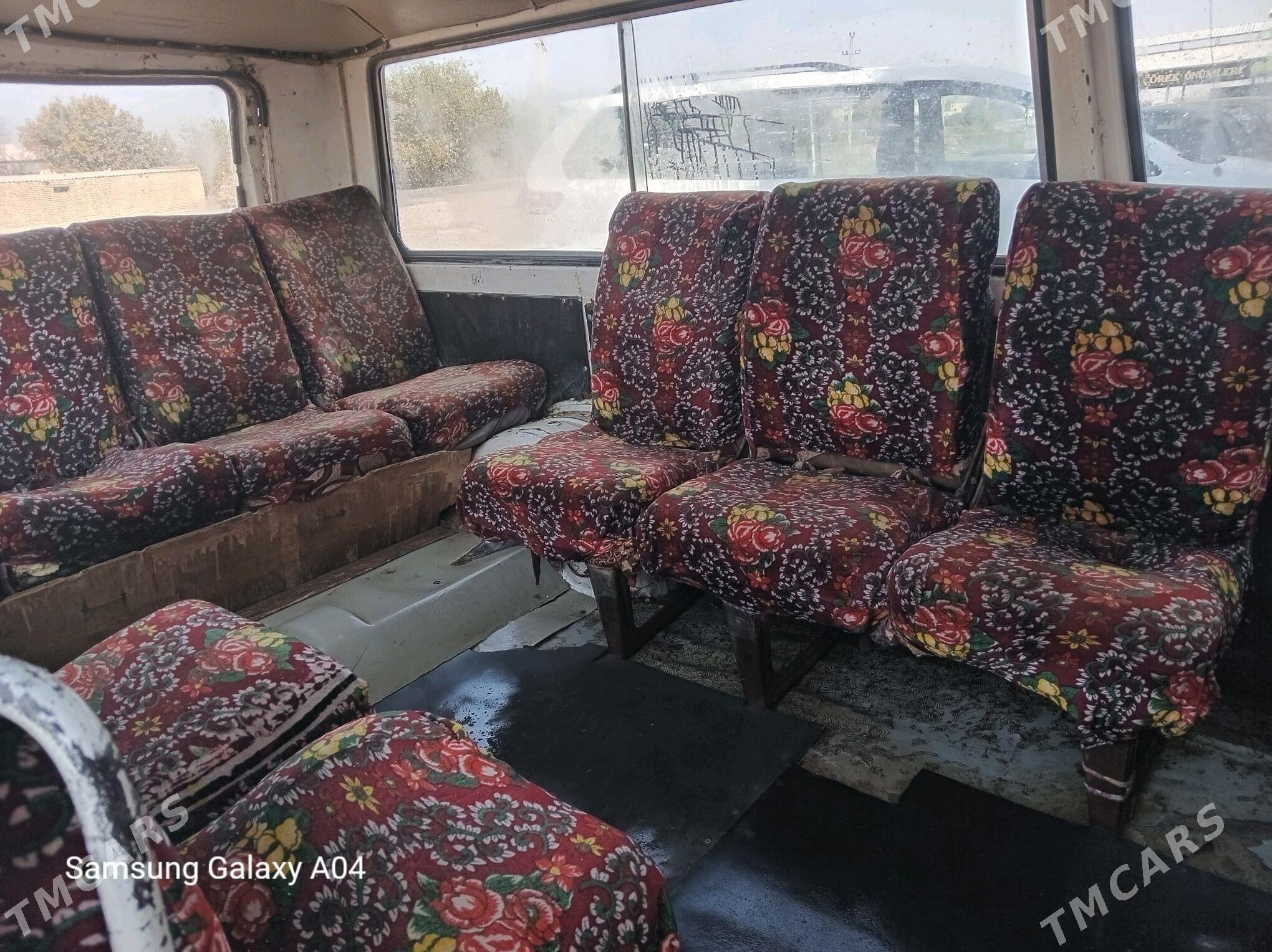 Raf Latvia 1986 - 12 000 TMT - Мары - img 5