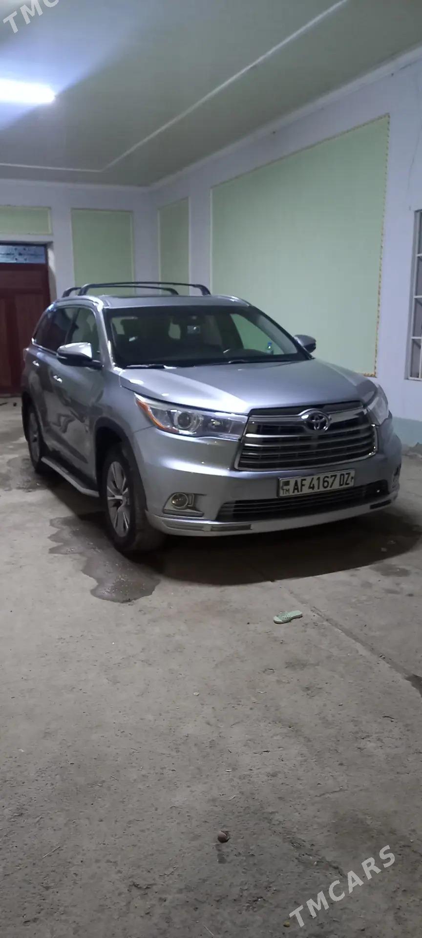 Toyota Highlander 2015 - 420 000 TMT - Gurbansoltan Eje - img 2