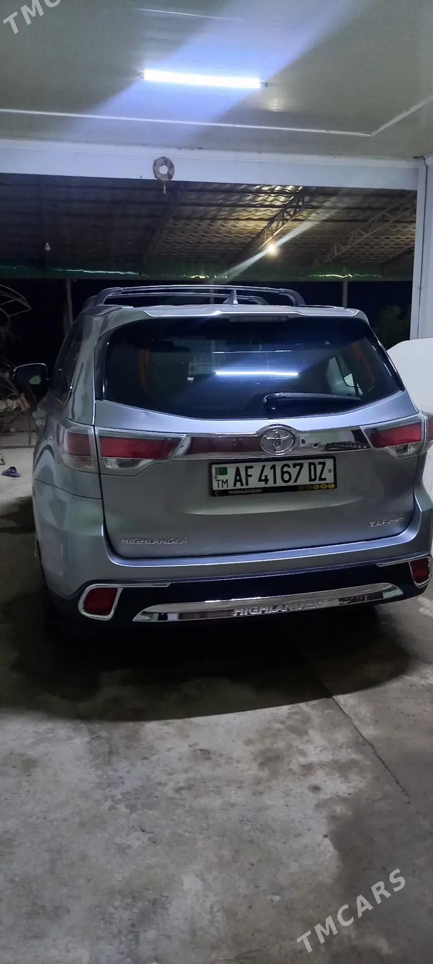 Toyota Highlander 2015 - 420 000 TMT - Gurbansoltan Eje - img 3