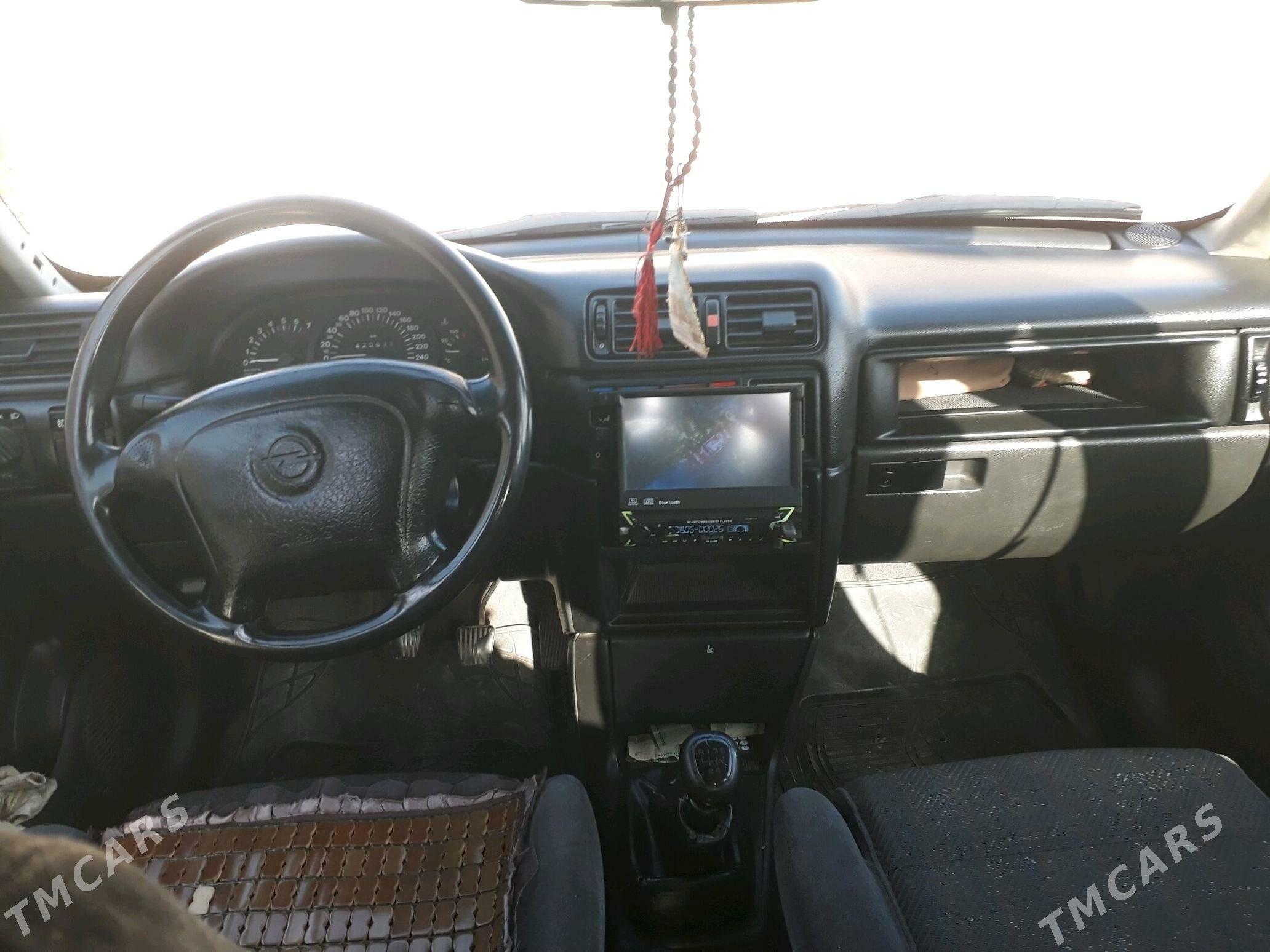 Opel Vectra 1994 - 40 000 TMT - Туркменабат - img 6