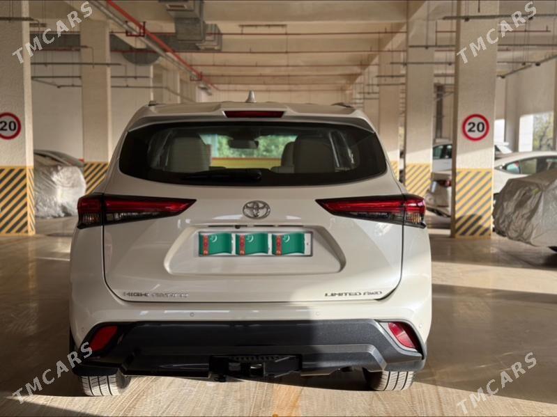 Toyota Highlander 2021 - 740 000 TMT - Ашхабад - img 2