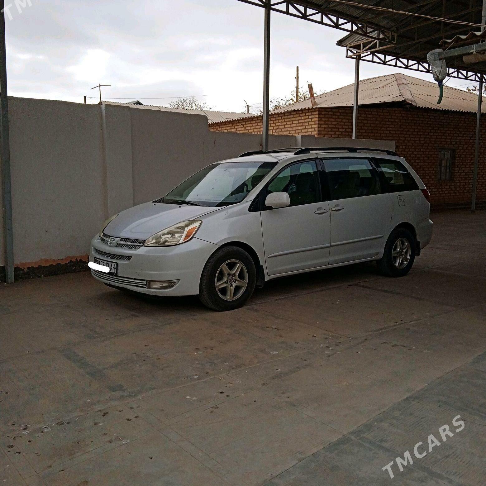 Toyota Sienna 2004 - 210 000 TMT - Серахс - img 2