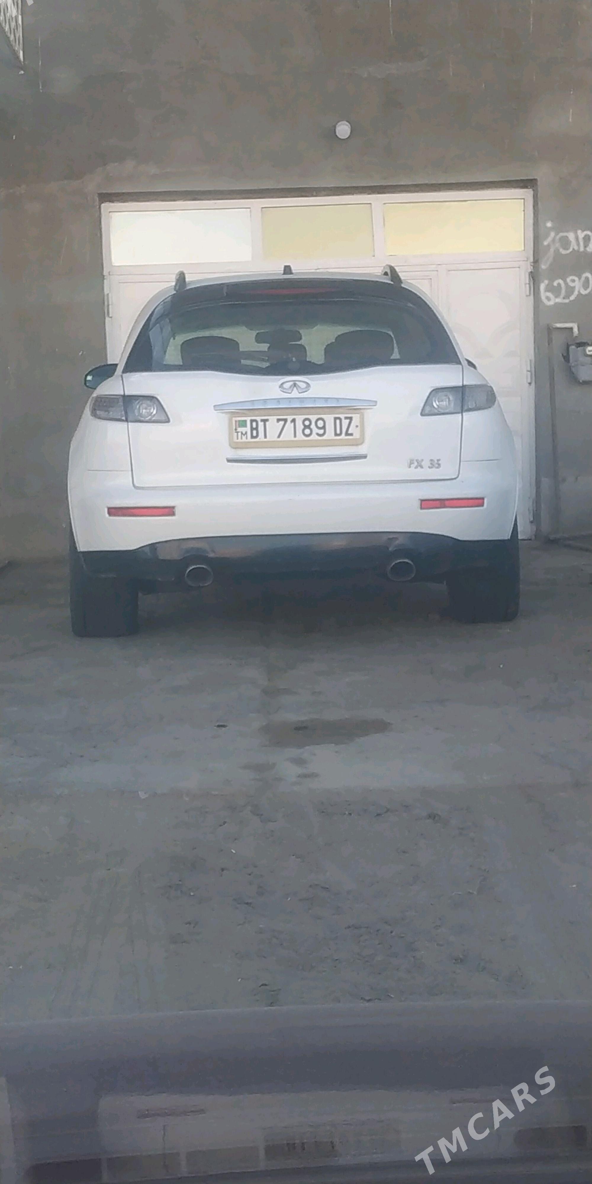 Infiniti FX35 2006 - 180 000 TMT - Гурбансолтан Едже - img 1