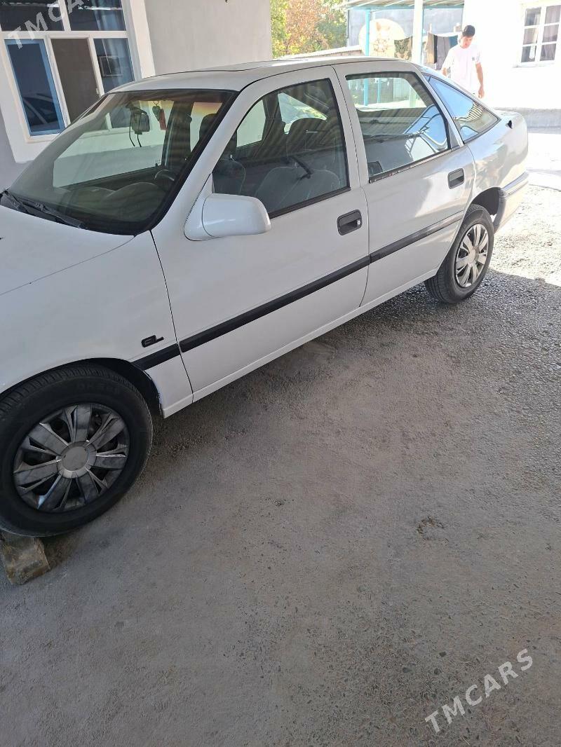 Opel Vectra 1994 - 35 000 TMT - Bagyr - img 2