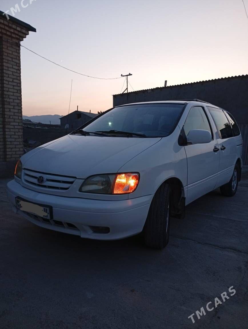 Toyota Sienna 2002 - 145 000 TMT - Бахарден - img 5