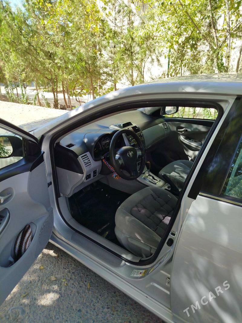 Toyota Corolla 2012 - 190 000 TMT - Aşgabat - img 3