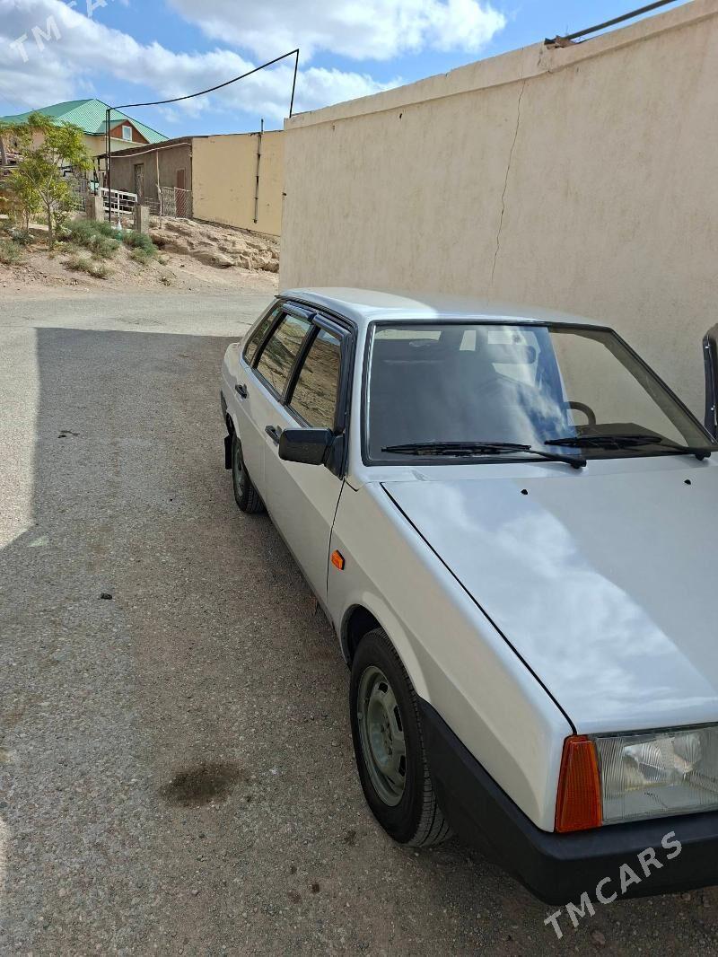 Lada 21099 2002 - 45 000 TMT - Туркменбаши - img 4