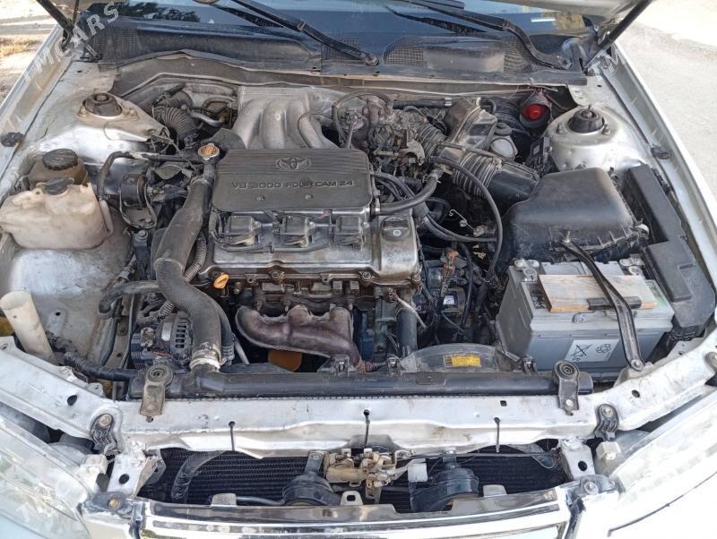 Toyota Camry 1998 - 95 000 TMT - Махтумкули - img 9