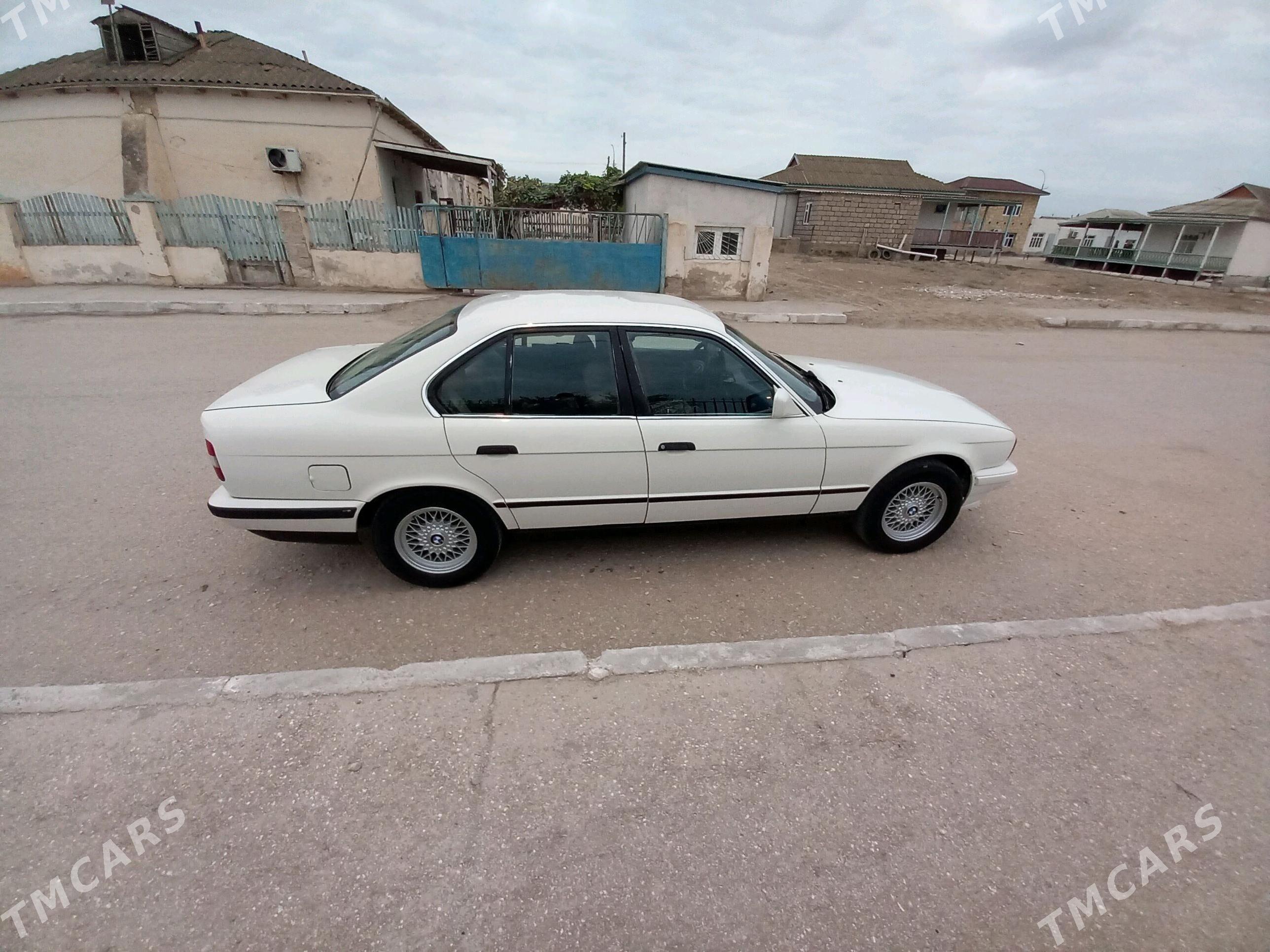 BMW 525 1991 - 63 000 TMT - Туркменбаши - img 4