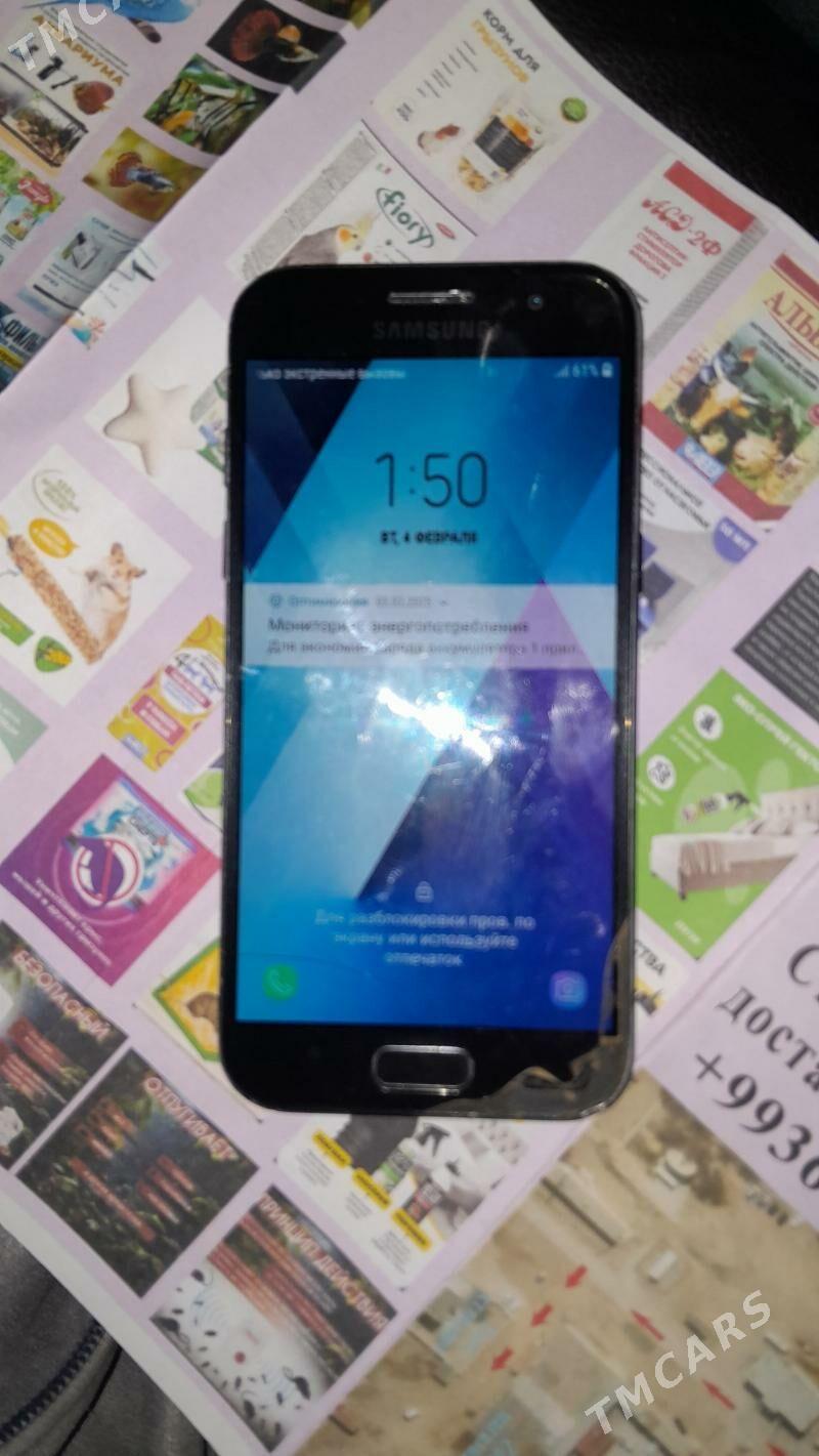 Galaxy a3 2017 - Хазар - img 1