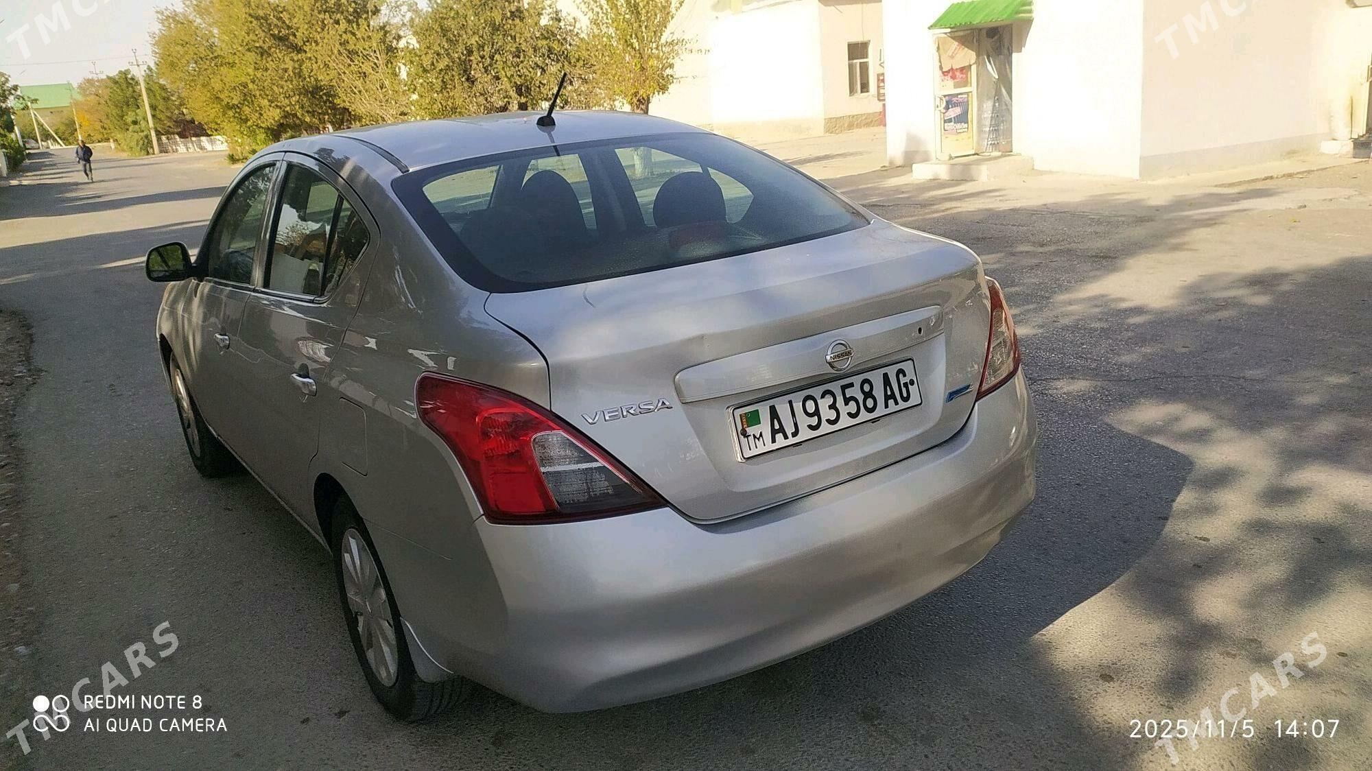 Nissan Versa 2012 - 120 000 TMT - Ашхабад - img 9