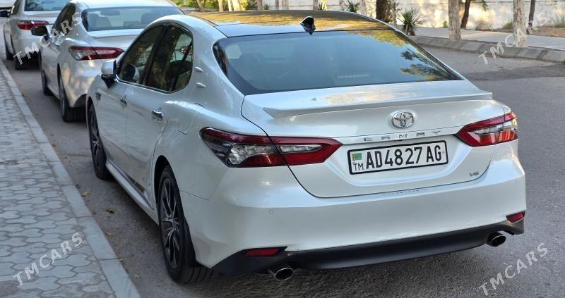 Toyota Camry 2022 - 545 000 TMT - Ашхабад - img 1