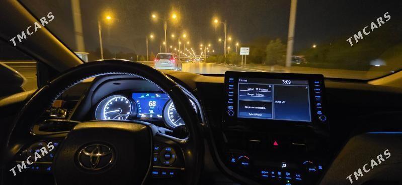 Toyota Camry 2022 - 545 000 TMT - Ашхабад - img 4