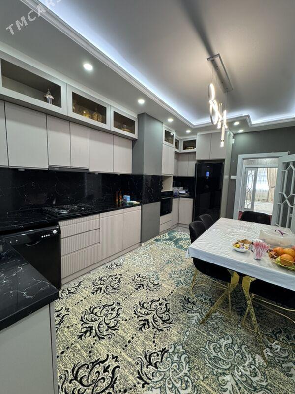 Jemagat, 1 etaj - Бузмеин - img 1