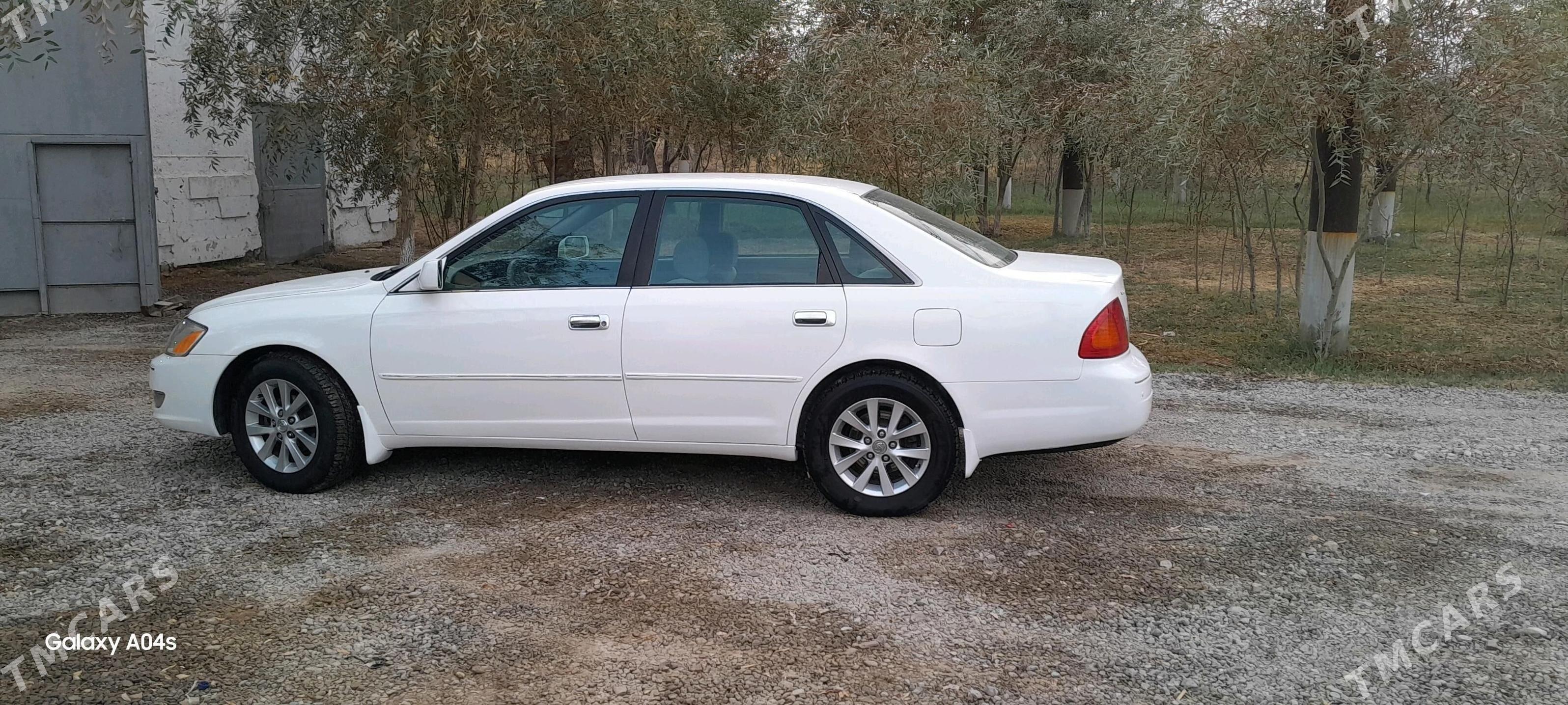 Toyota Avalon 2002 - 155 000 TMT - Кака - img 1