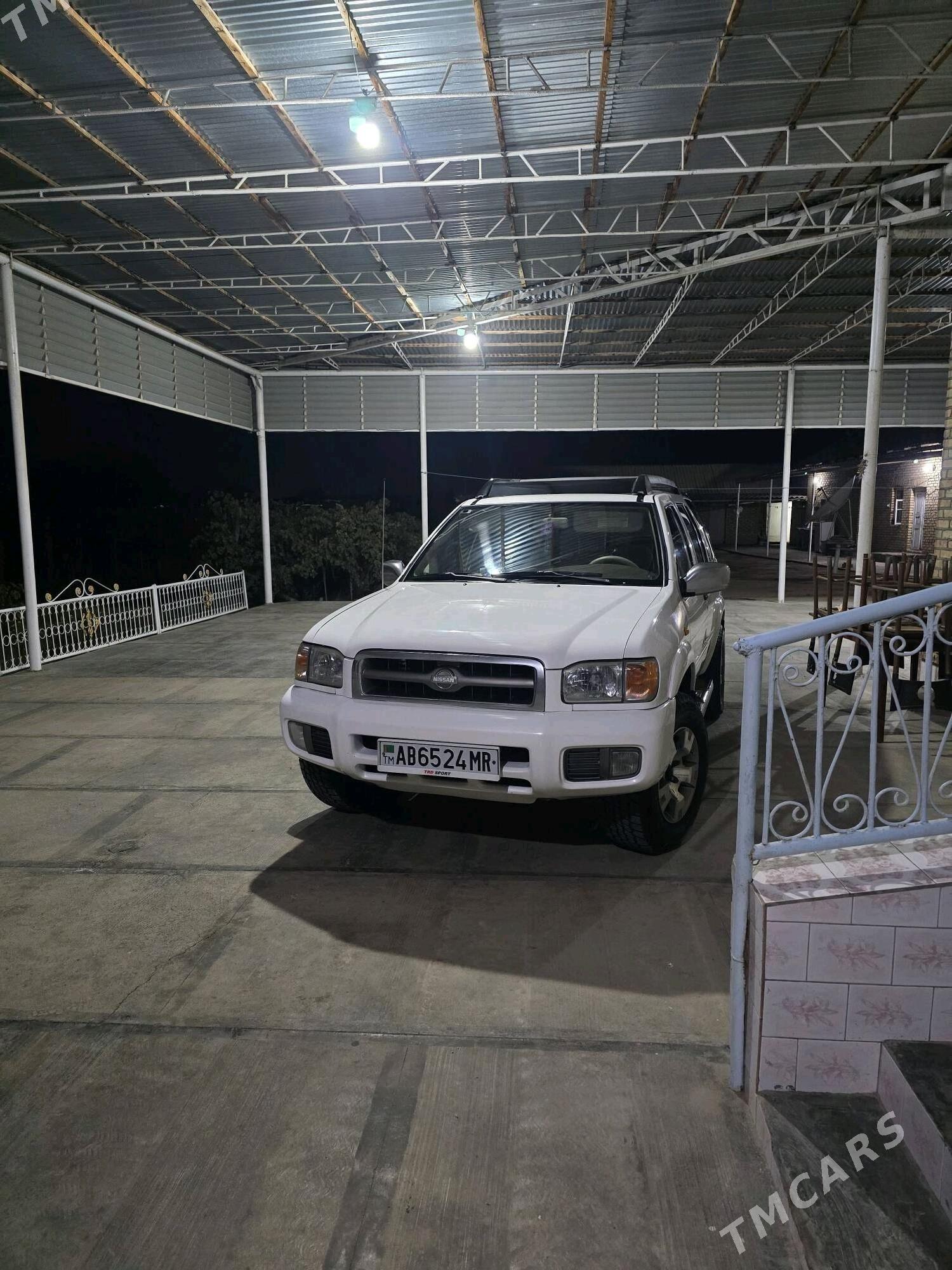 Nissan Pathfinder 2000 - 140 000 TMT - Мары - img 4