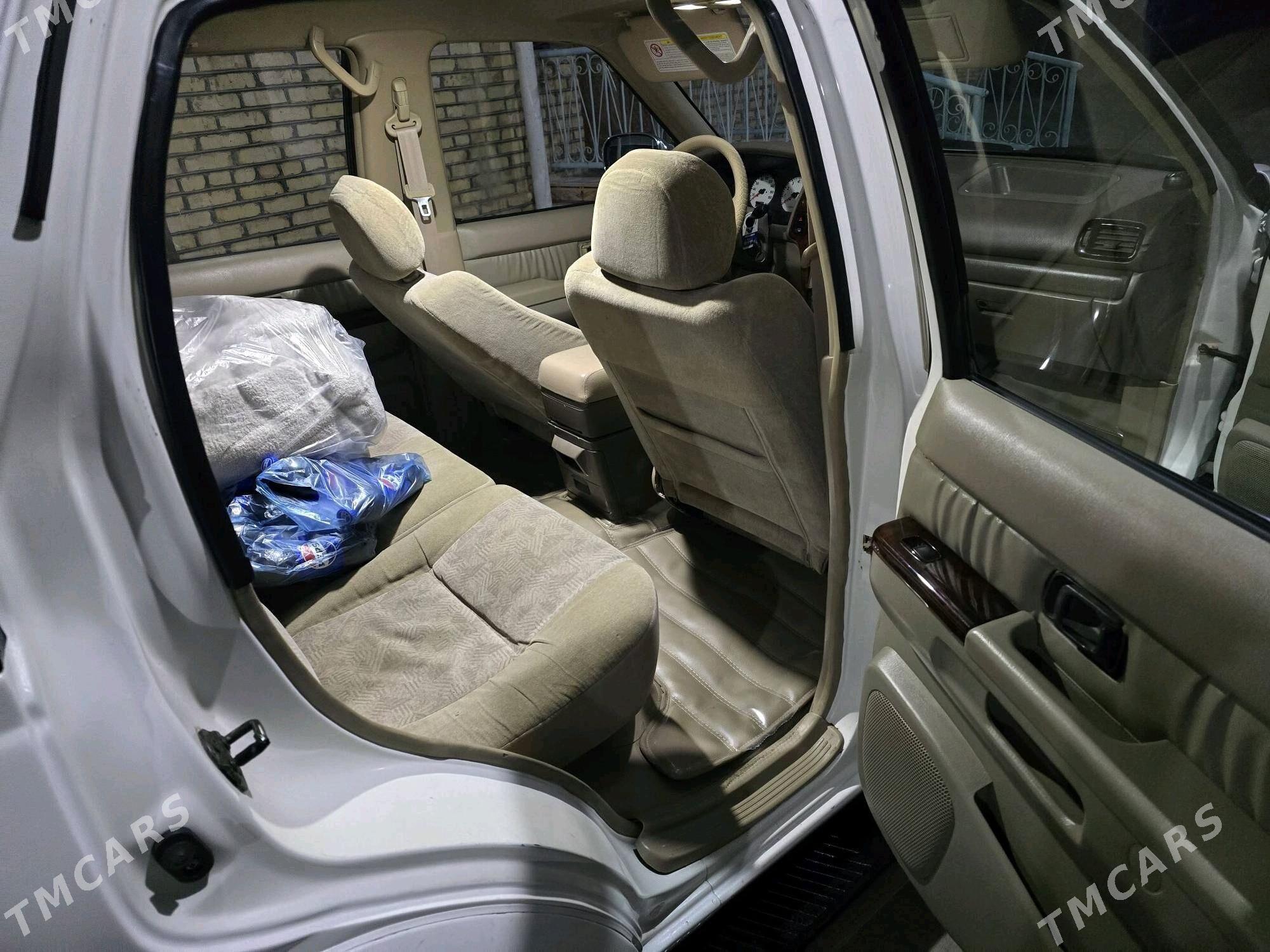 Nissan Pathfinder 2000 - 140 000 TMT - Мары - img 7
