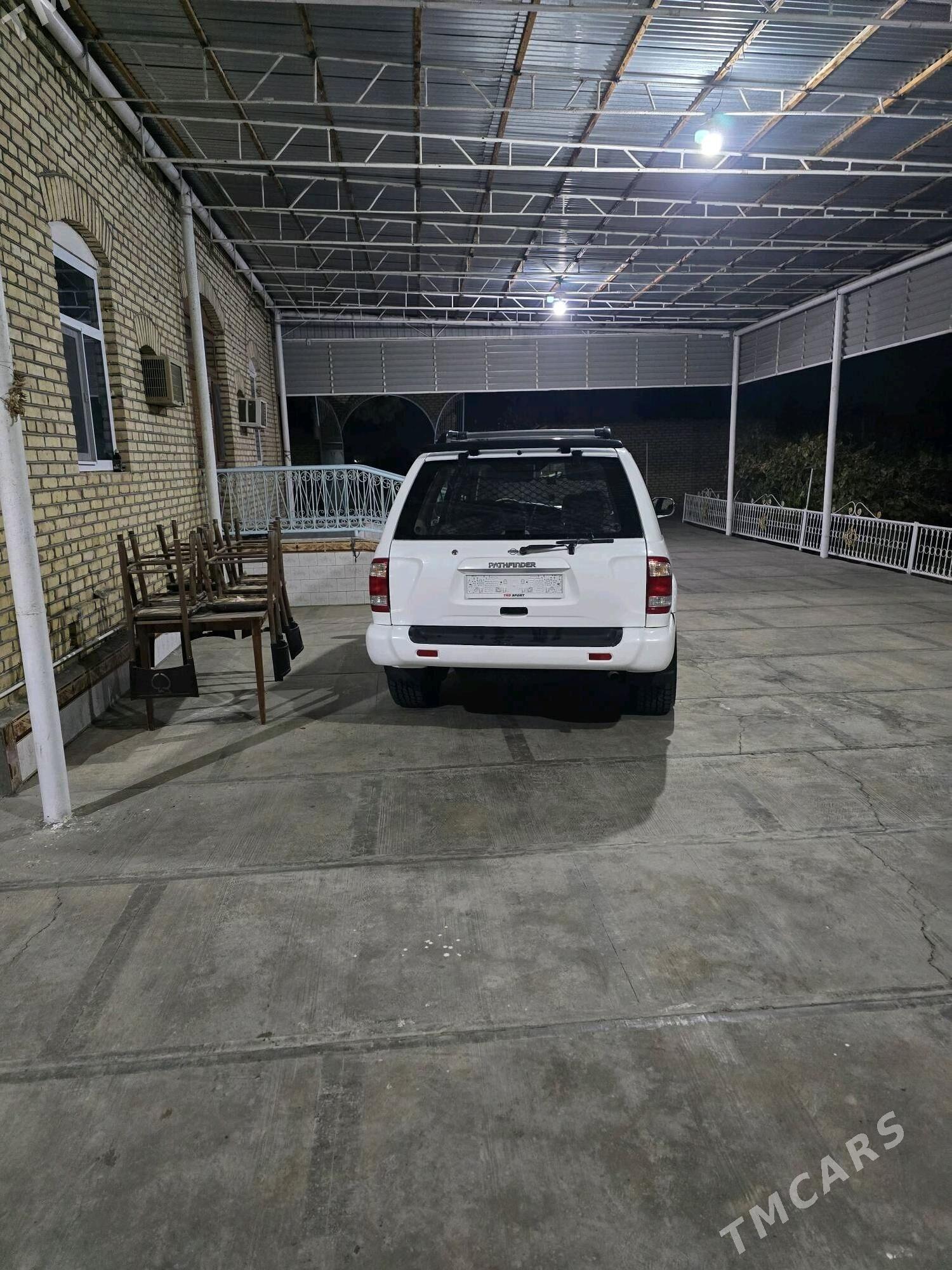 Nissan Pathfinder 2000 - 140 000 TMT - Мары - img 8