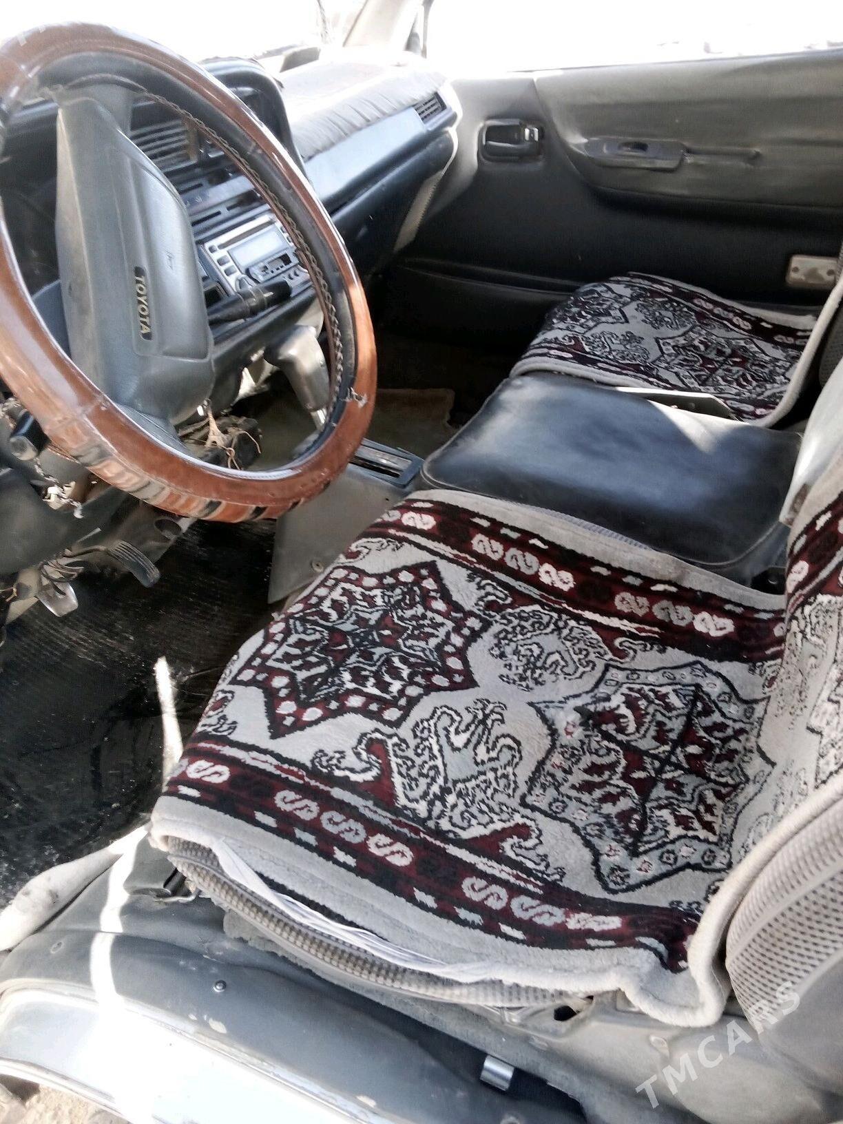 Toyota Hiace 1992 - 60 000 TMT - Murgap - img 5