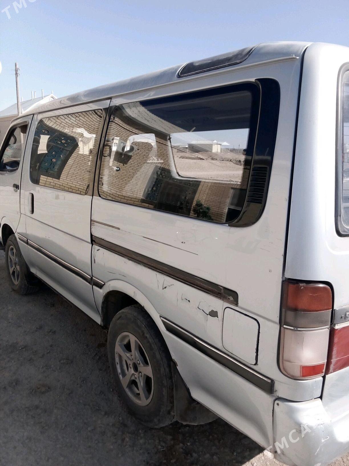 Toyota Hiace 1992 - 60 000 TMT - Murgap - img 8