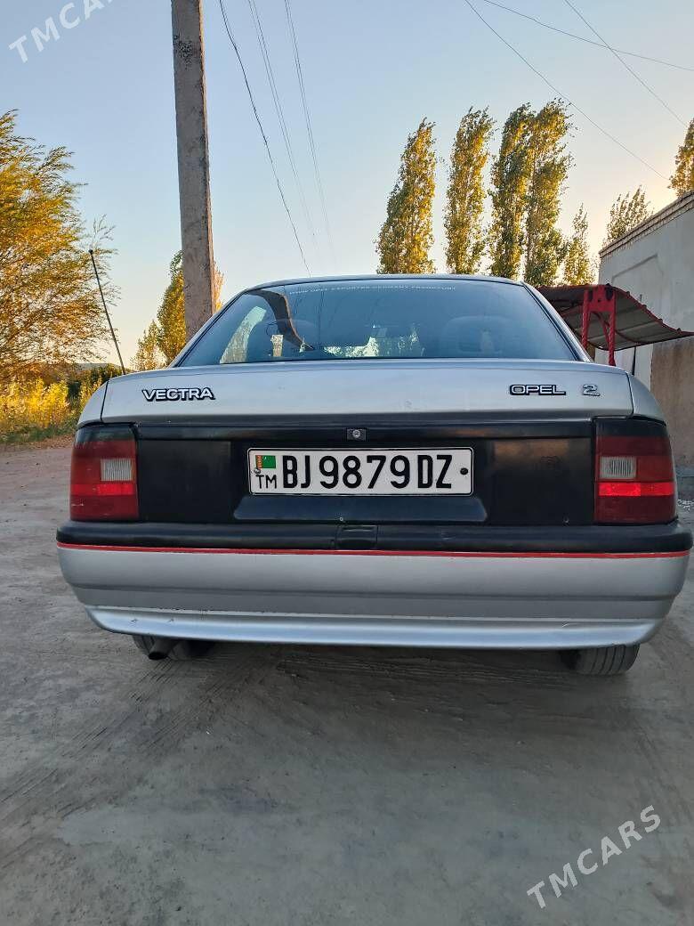 Opel Vectra 1989 - 30 000 TMT - Gubadag - img 4