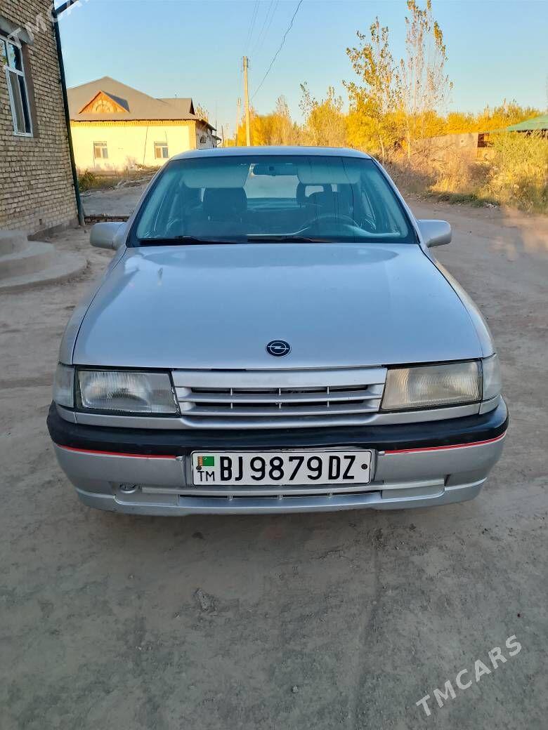 Opel Vectra 1989 - 30 000 TMT - Gubadag - img 3