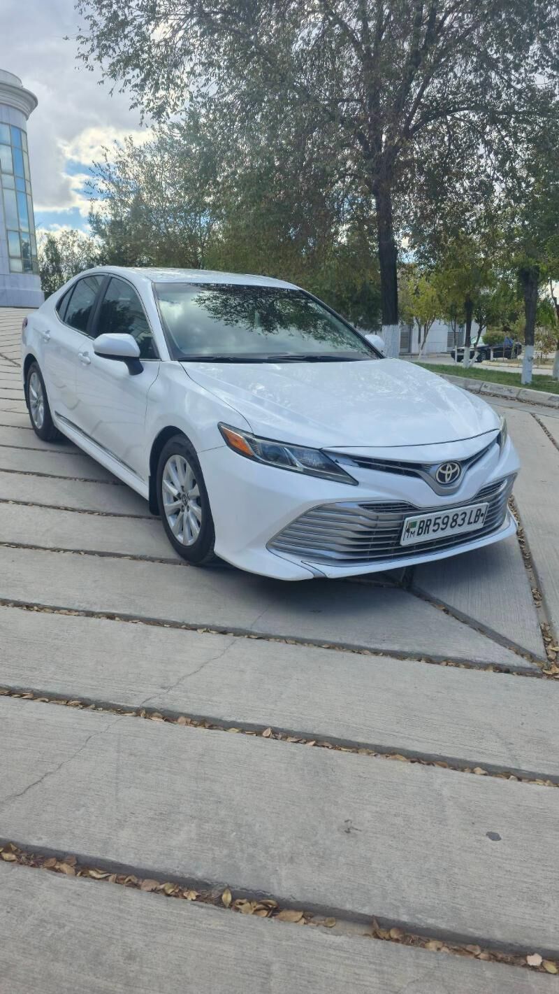 Toyota Camry 2018 - 285 000 TMT - Туркменабат - img 3