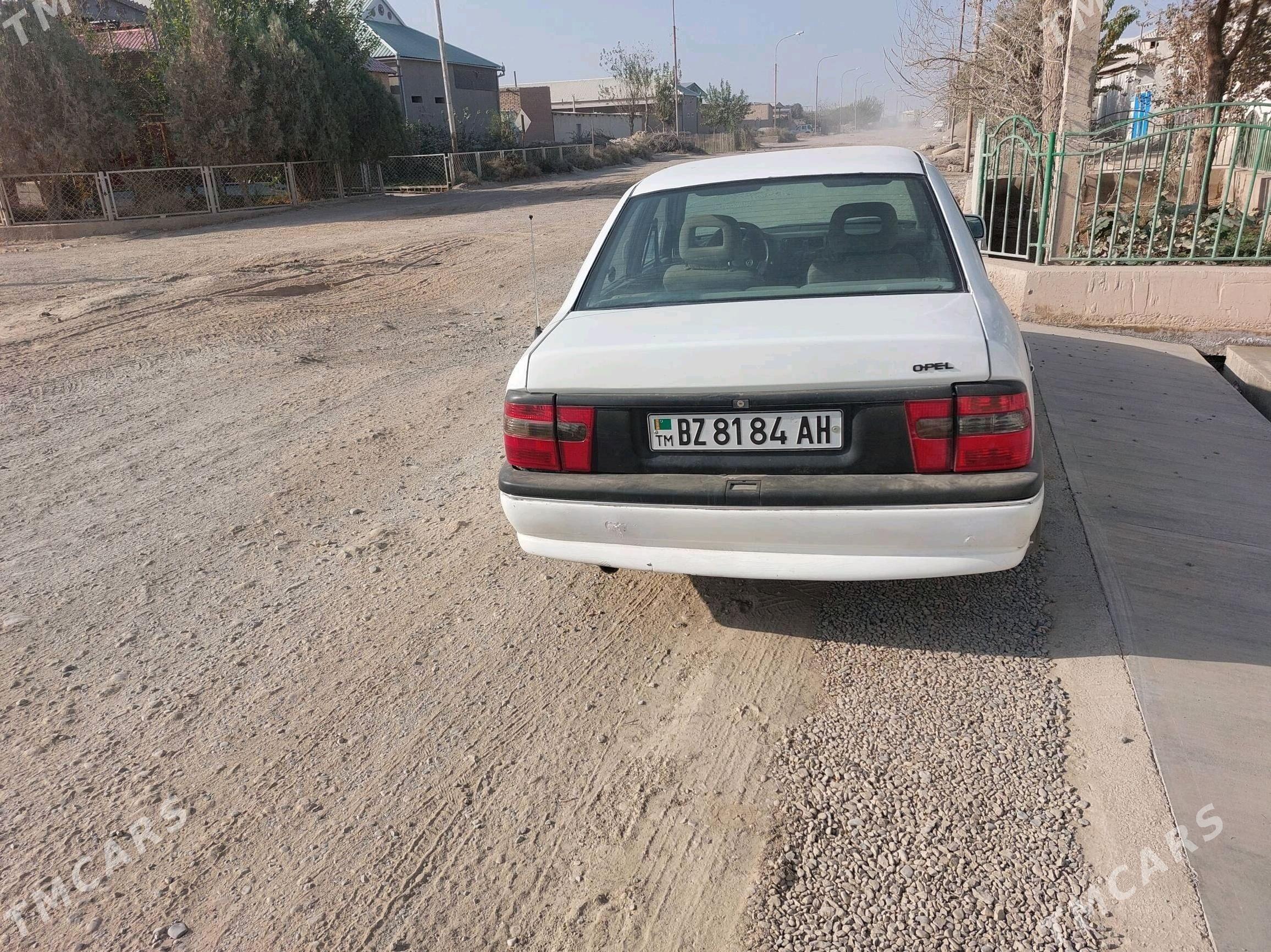 Opel Vectra 1992 - 33 000 TMT - Теджен - img 5