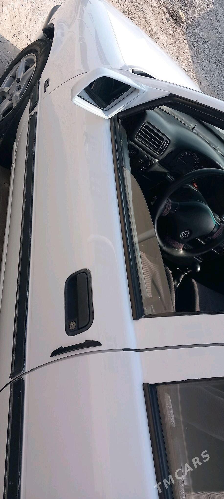 Opel Vectra 1990 - 38 000 TMT - Kaka - img 2