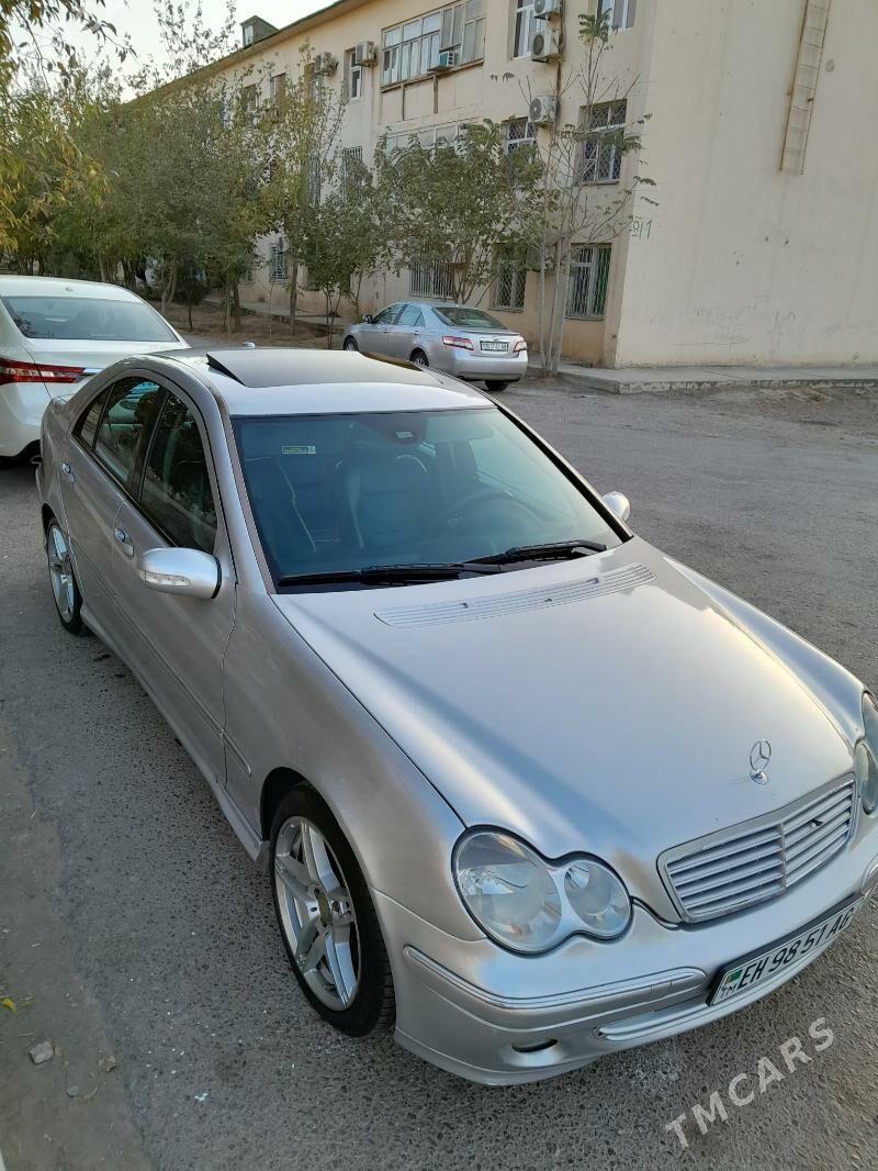 Mercedes-Benz C250 2006 - 120 000 TMT - 9 мкр - img 3