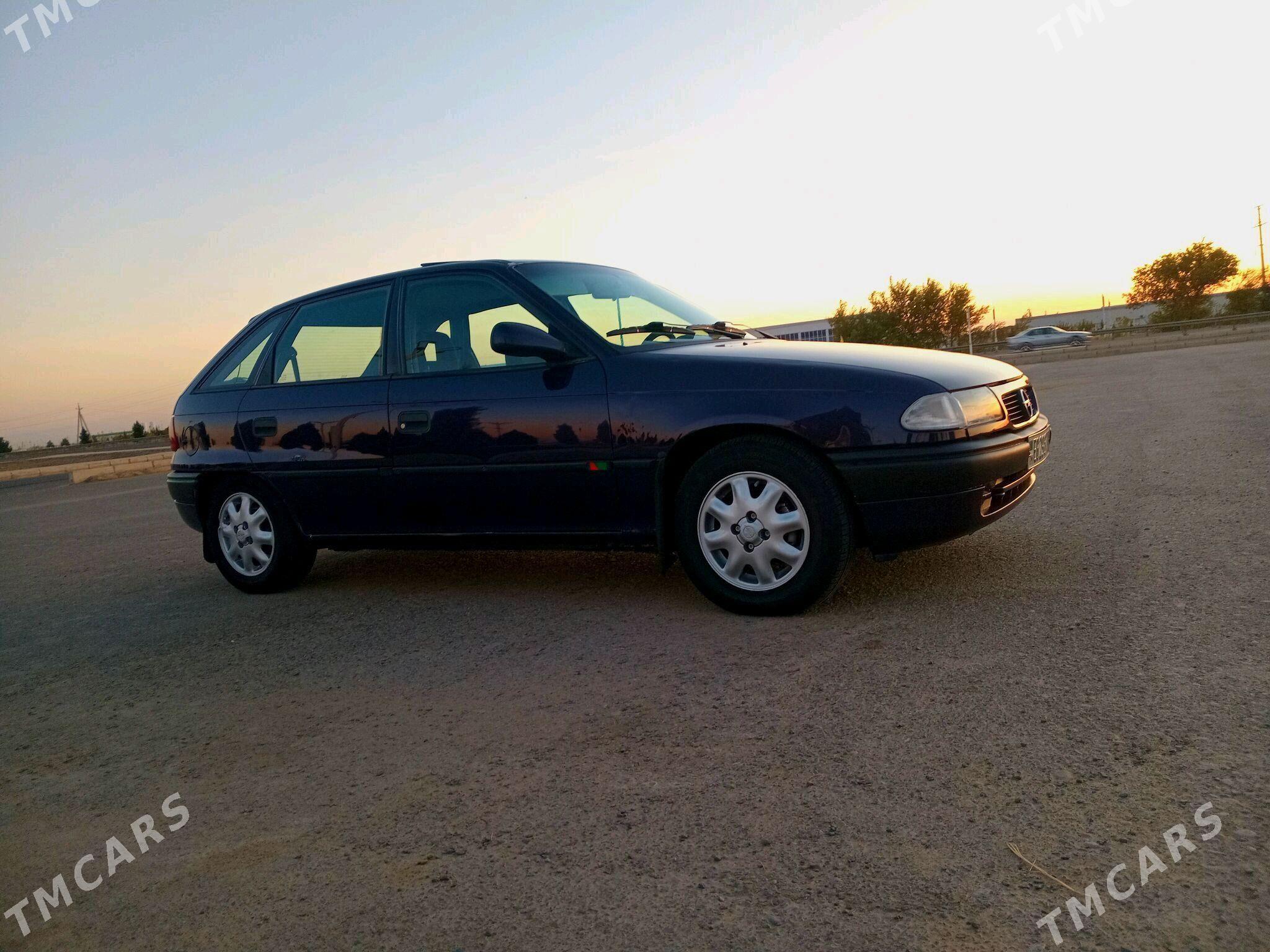 Opel Astra 1995 - 53 000 TMT - Mary - img 4