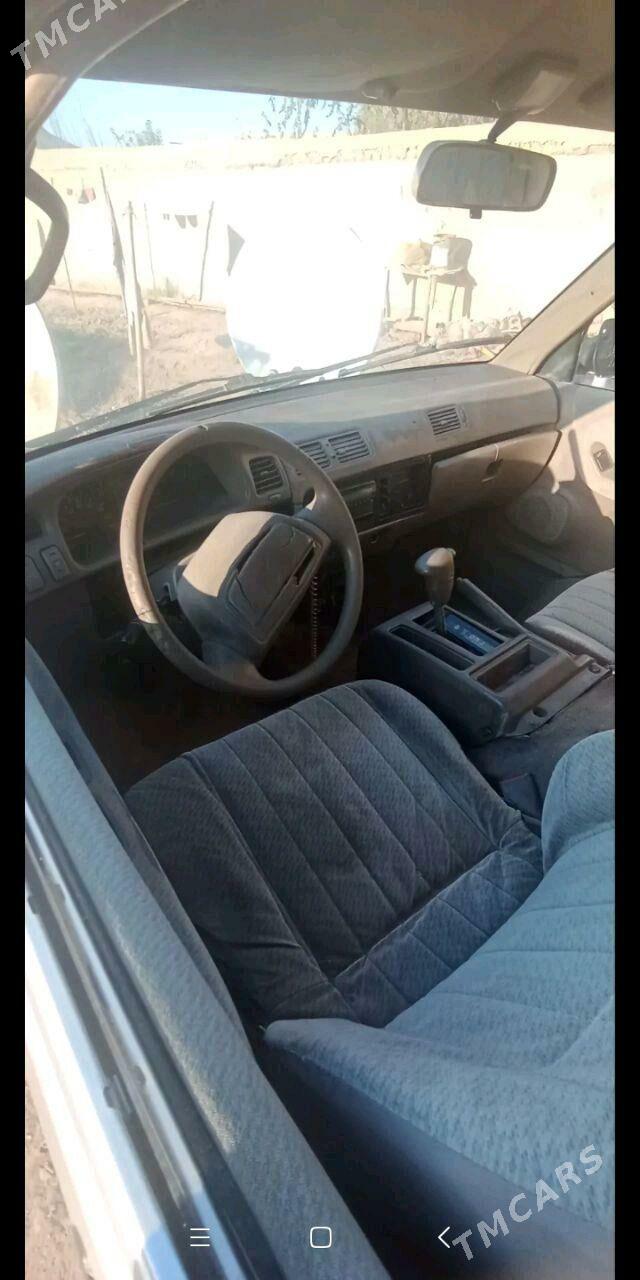 Toyota Town Ace 1995 - 25 000 TMT - Кёнеургенч - img 2