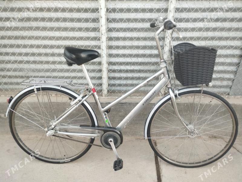 27 BRIDGESTONE ALBELT YAPON - Mary - img 2