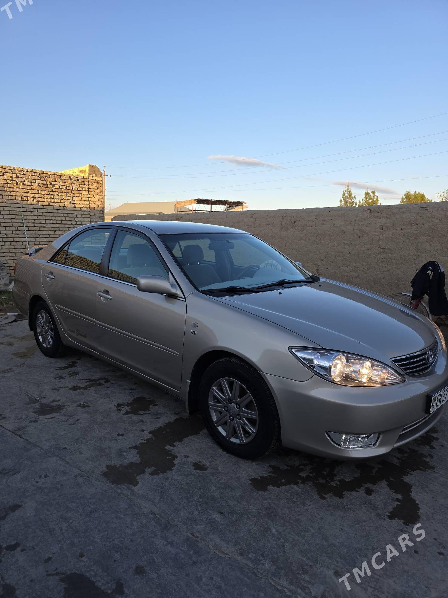 Toyota Camry 2004 - 183 000 TMT - Mary - img 2