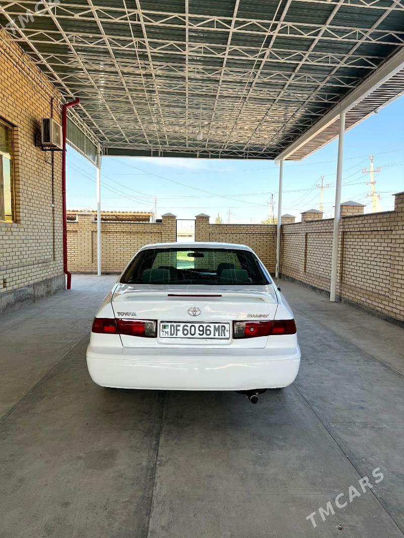 Toyota Camry 2000 - 127 000 TMT - Сакарчага - img 6