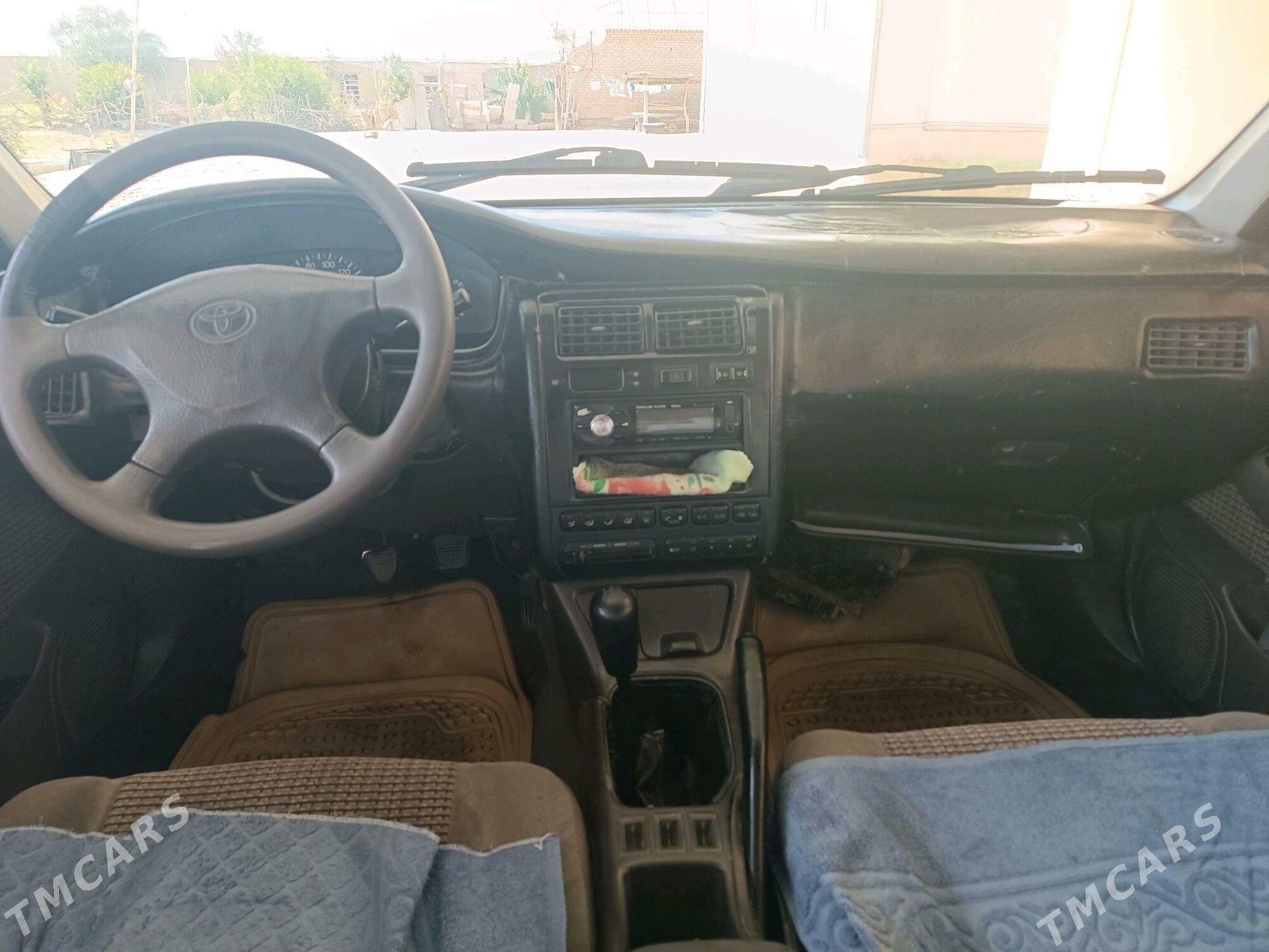 Toyota Corona 1995 - 60 000 TMT - Baýramaly - img 6