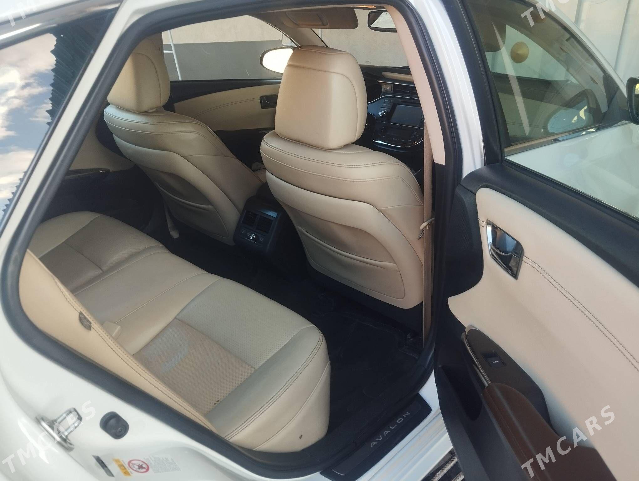 Toyota Avalon 2018 - 330 000 TMT - Çärjew - img 7