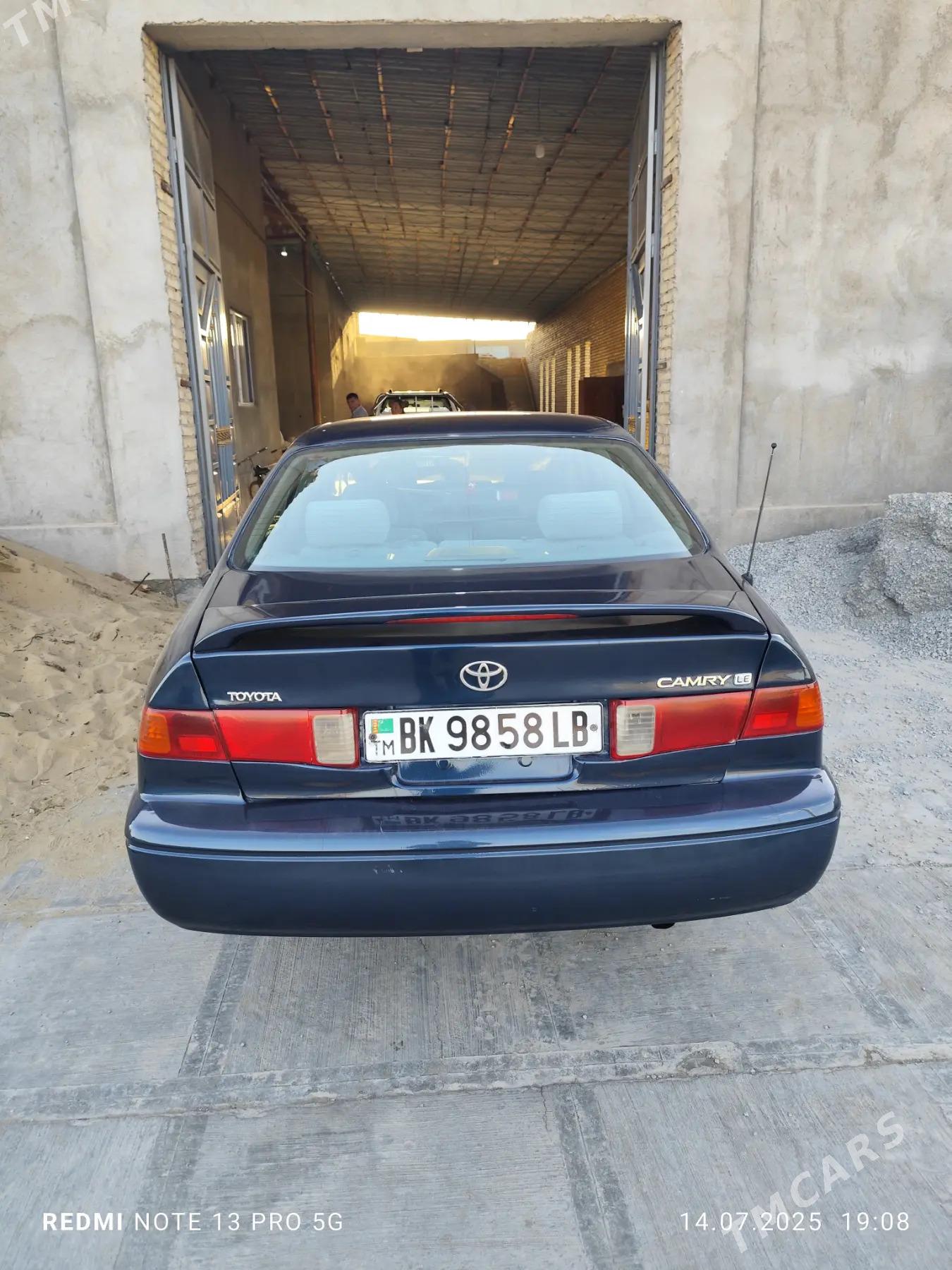 Toyota Camry 2000 - 120 000 TMT - Dänew - img 6