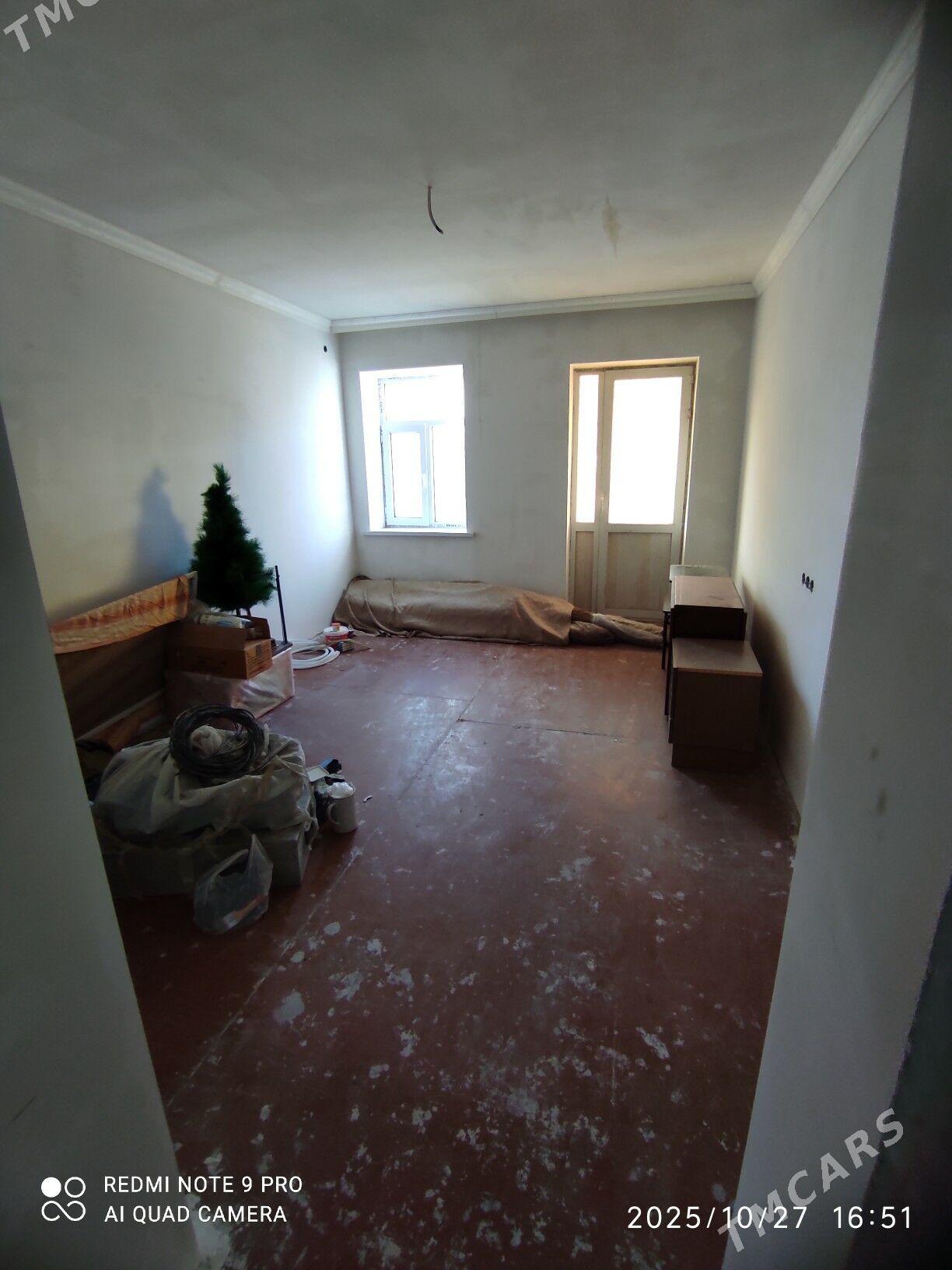 Продаётся квартира - Türkmenbaşy - img 1